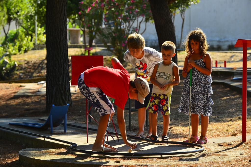 Happy Camp Mobile Homes In Camping Amadria Park Camping Trogir Seget Vranjica Extérieur photo