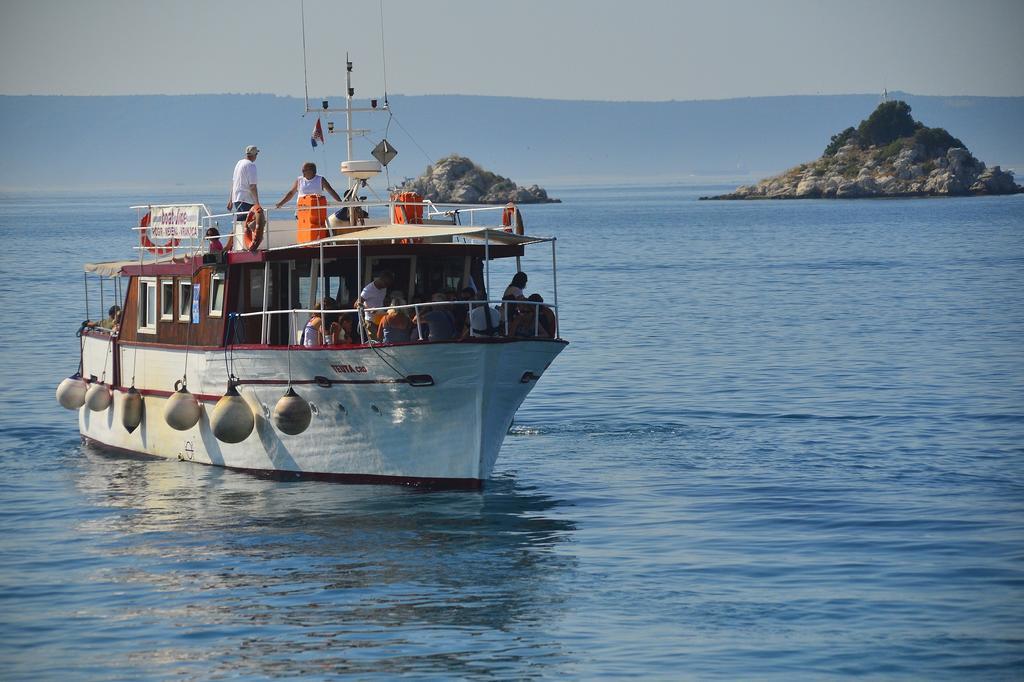 Happy Camp Mobile Homes In Camping Amadria Park Camping Trogir Seget Vranjica Extérieur photo