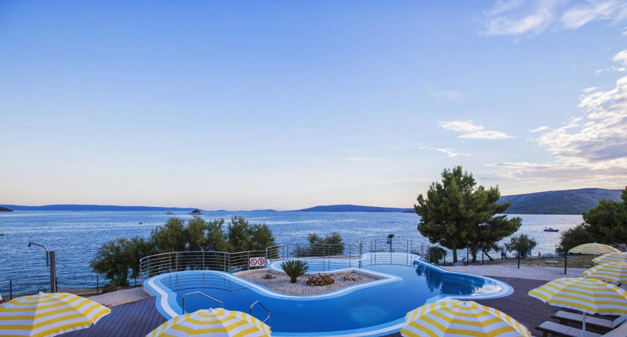 Happy Camp Mobile Homes In Camping Amadria Park Camping Trogir Seget Vranjica Extérieur photo